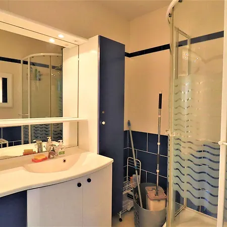 Appartamento Bel Au Centre De Avec Balcon, Garage Et Ascenseur - Fr-1-494-188