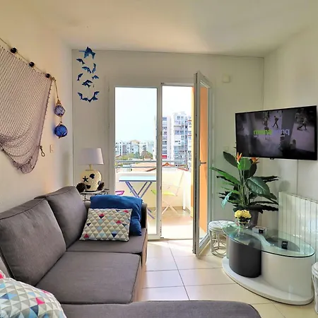 Bel Au Centre De Avec Balcon, Garage Et Ascenseur - Fr-1-494-188 Appartamento